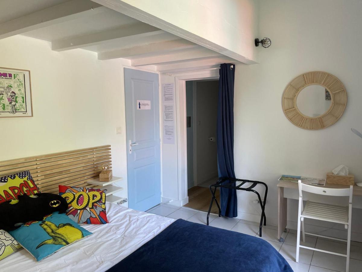 Merig'Home Chambre Bd Climatisee Dans Maison Avec Piscine Au Calme En Ville, Sdb & Toilettes Prives Angoulême Exterior foto